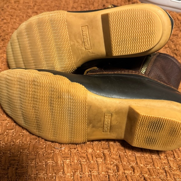 Sperry Saltwater Snow Boot Size 8 - Picture 3 of 5
